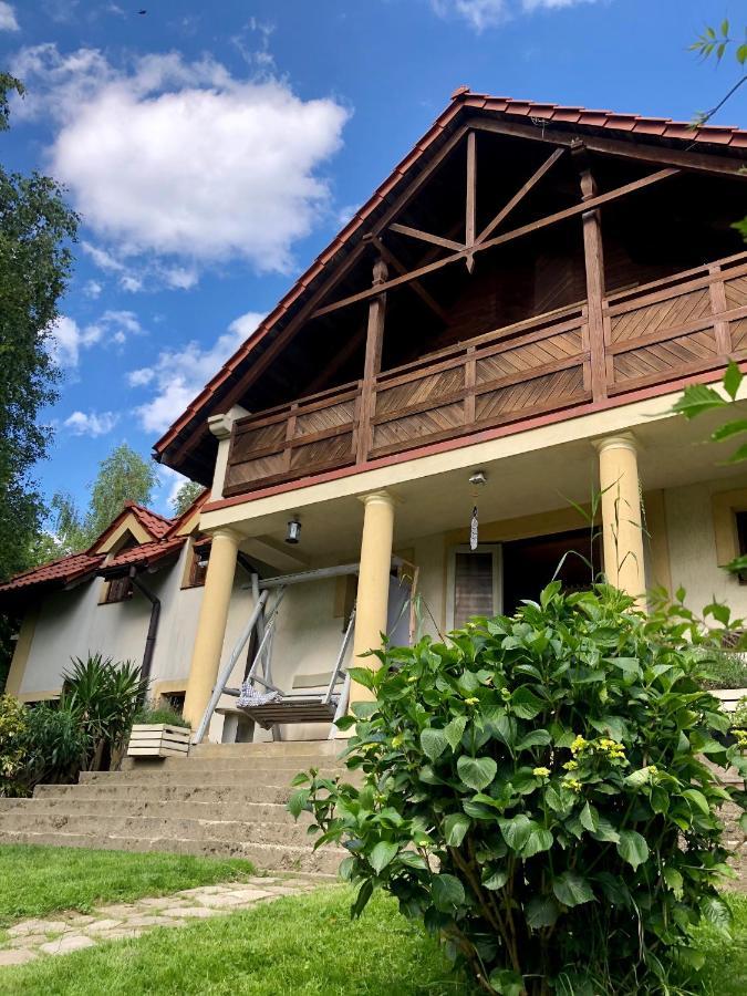 Modryna Ranczo Bed and Breakfast Krasiczyn Buitenkant foto